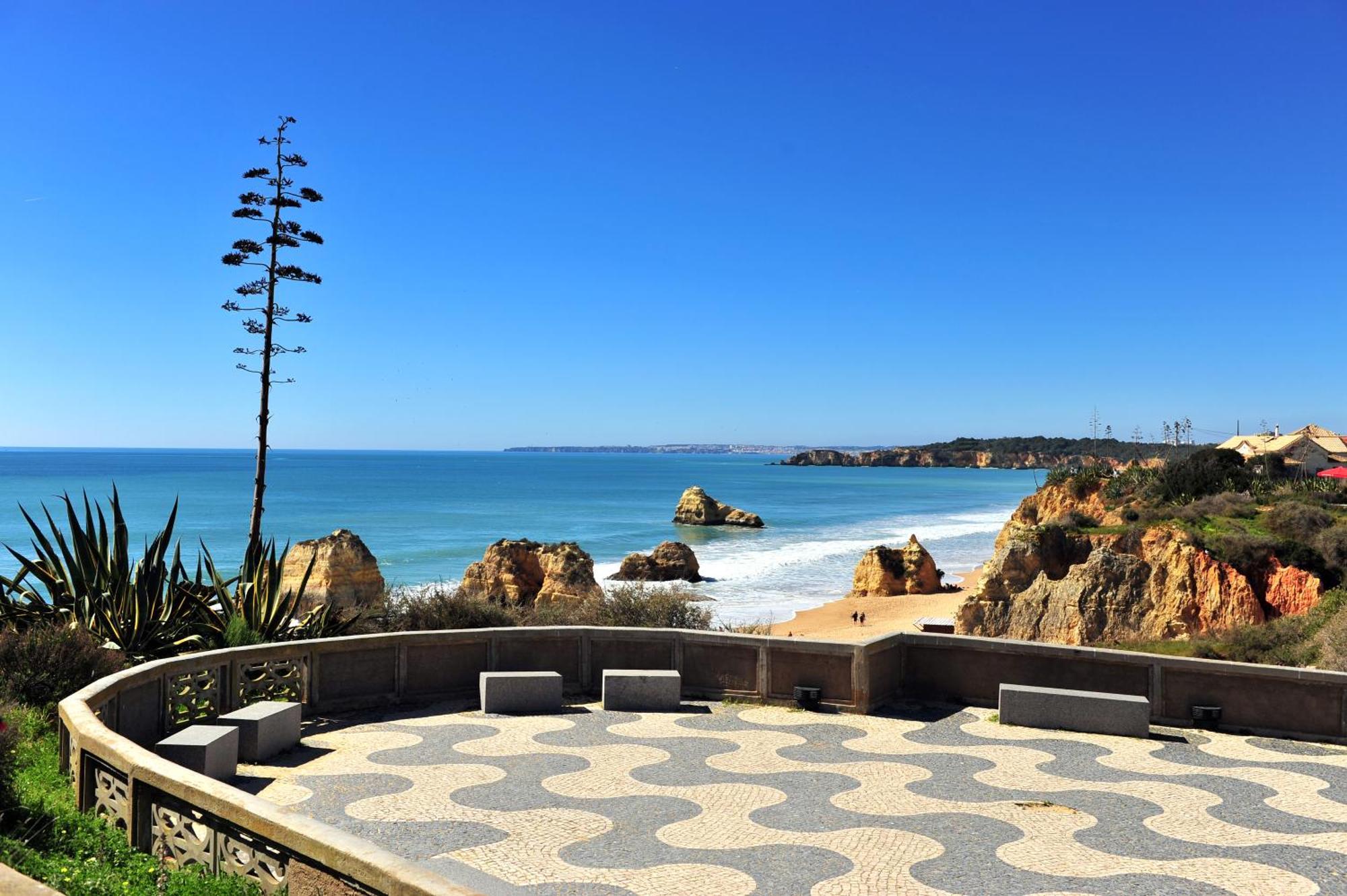 Bnb Homes Praia Da Rocha Beach Bright Apartment 50 M Away From The Ocean Portimao Ngoại thất bức ảnh